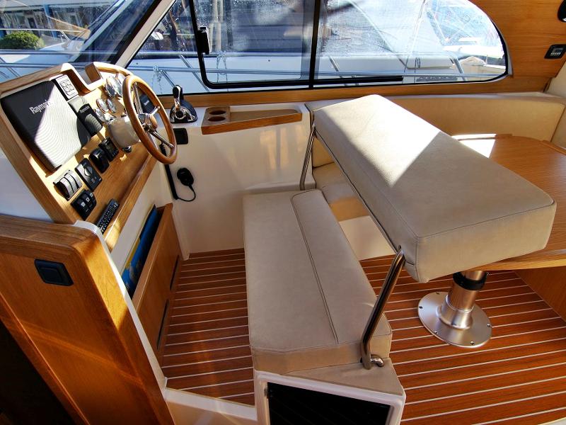 Book yachts online - motorboat - ADRIANA 36 BT (16) - MIRTA - rent