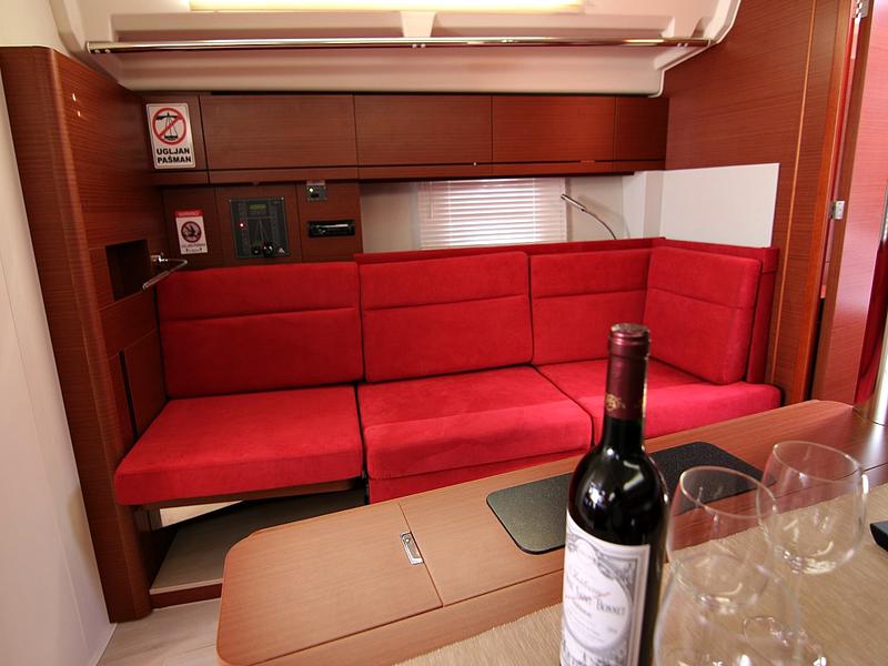 Book yachts online - sailboat - HANSE 418 BT - EVA - rent