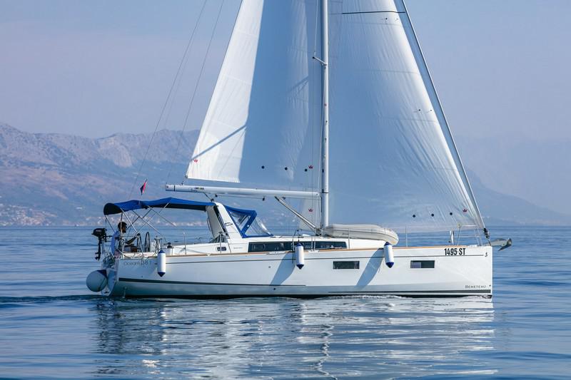 Book yachts online - sailboat - Beneteau Oceanis 38.1 - ANIMA MARIS 2 - rent