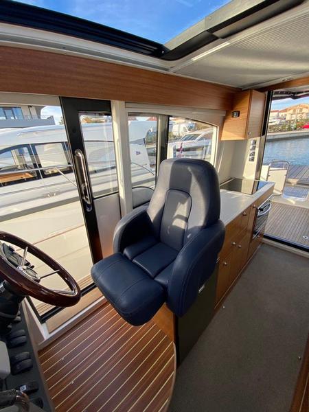 Book yachts online - motorboat - Nimbus 365 Coupé - FOURLUX - rent