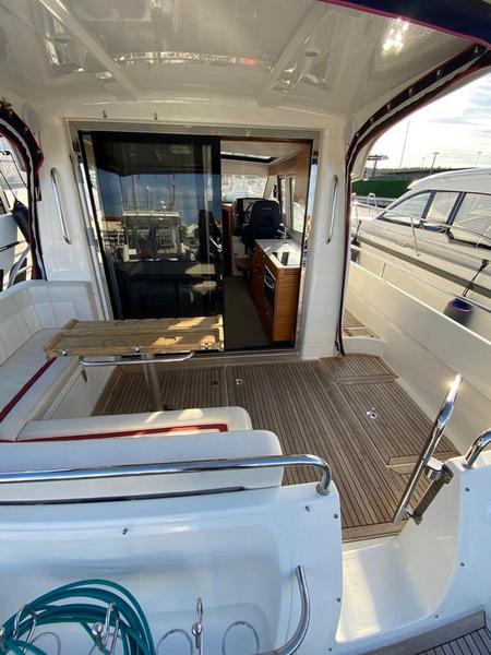 Book yachts online - motorboat - Nimbus 365 Coupé - FOURLUX - rent