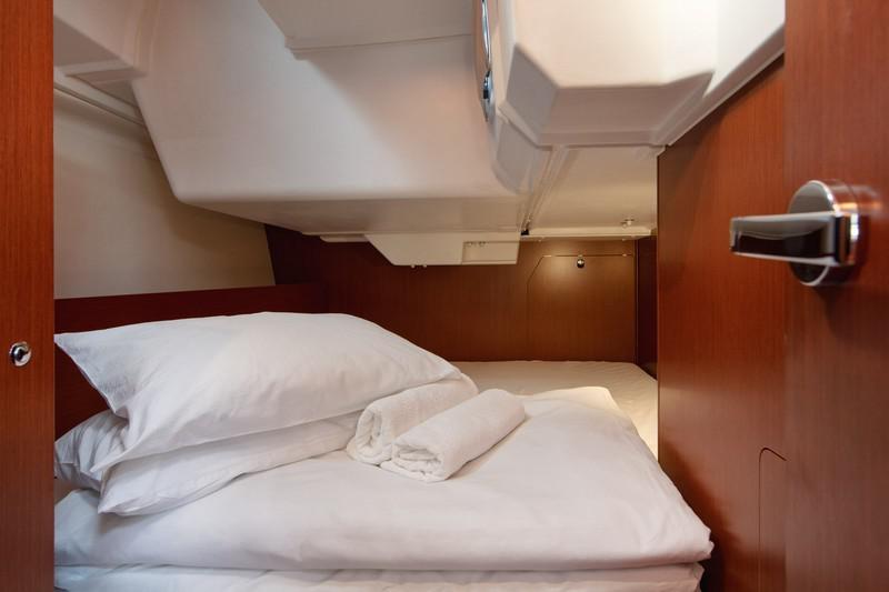 Book yachts online - sailboat - Beneteau Oceanis 38.1 - ANIMA MARIS 3 - rent