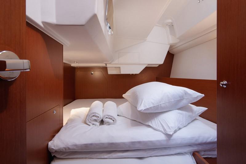 Book yachts online - sailboat - Beneteau Oceanis 38.1 - ANIMA MARIS 3 - rent