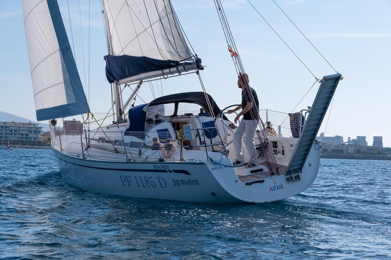 Book yachts online - sailboat - Bavaria 38 Match - ARTIX - rent