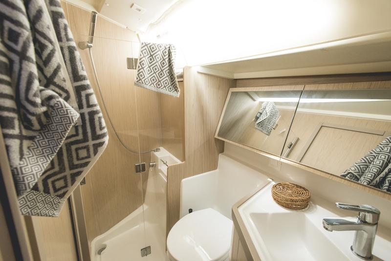 Book yachts online - sailboat - Oceanis 41.1. - Xeni - Comfort line - rent