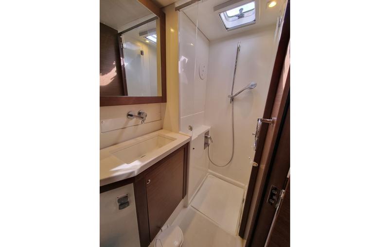 Book yachts online - catamaran - Lagoon 450F - Lalouche - rent