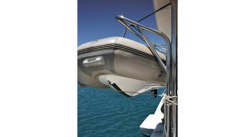 Book yachts online - catamaran - Lagoon 42 - Niki - rent