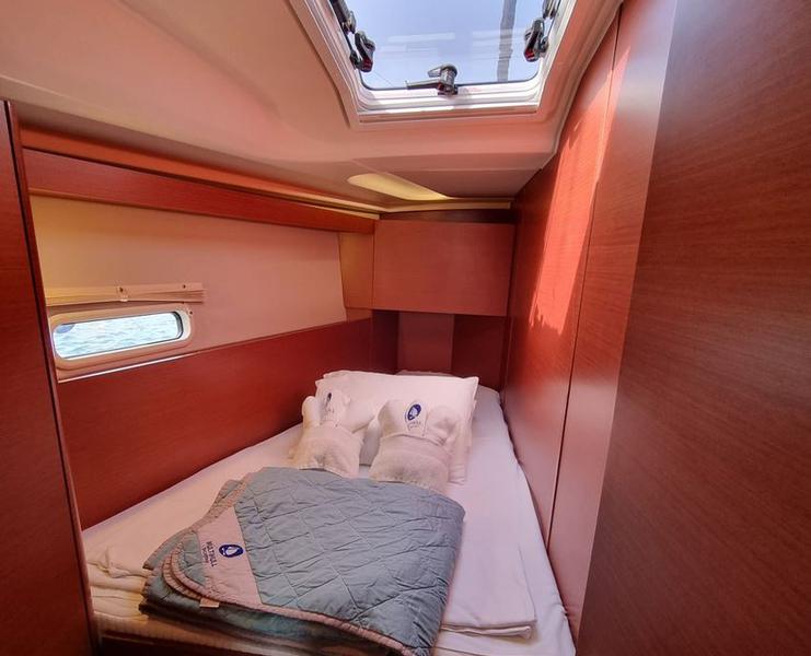 Book yachts online - sailboat - Hanse 458 - Melusine - rent