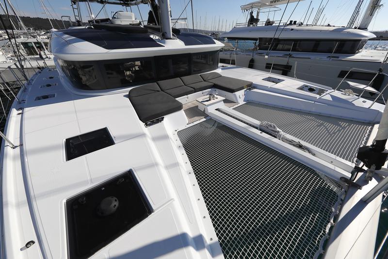 Book yachts online - catamaran - Lagoon 51 - owner version - SERENDIPITY - rent
