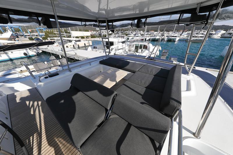 Book yachts online - catamaran - Lagoon 51 - owner version - SERENDIPITY - rent