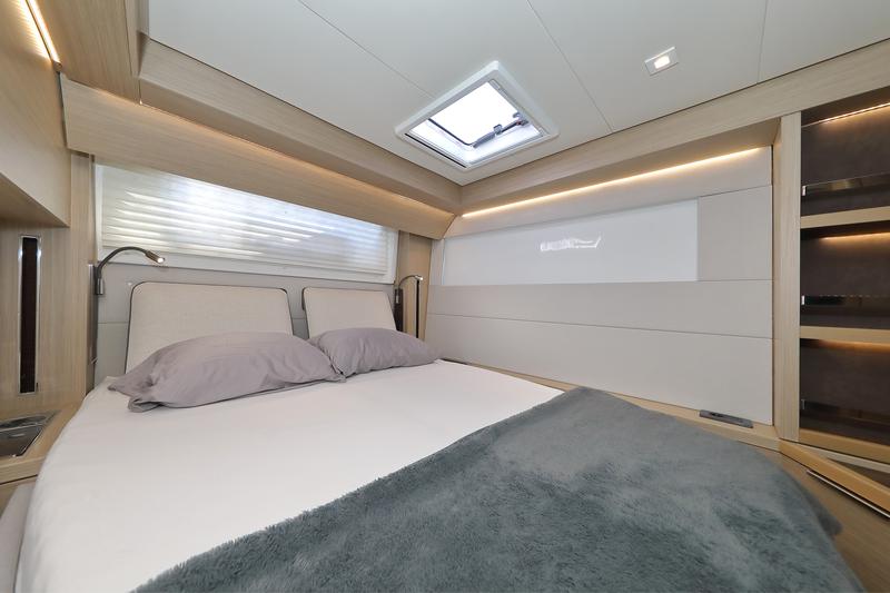 Book yachts online - catamaran - Lagoon 51 - owner version - SERENDIPITY - rent
