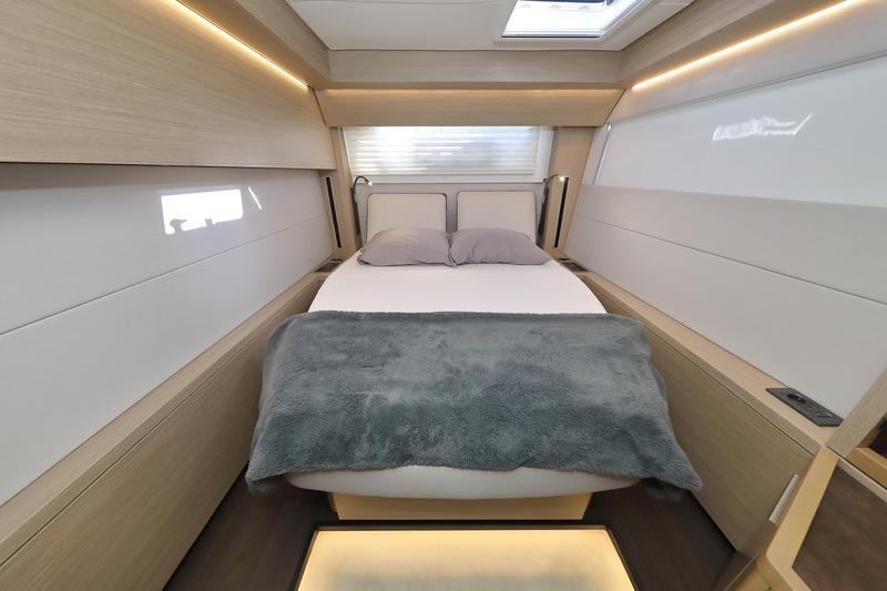 Book yachts online - catamaran - Lagoon 51 - owner version - SERENDIPITY - rent