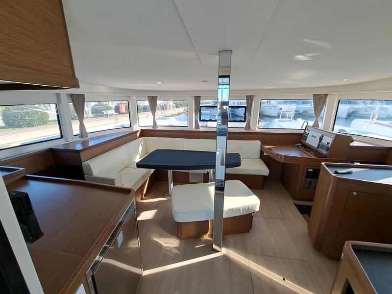 Book yachts online - catamaran - Lagoon 42 - LILA - NEW IN FLEET  - rent