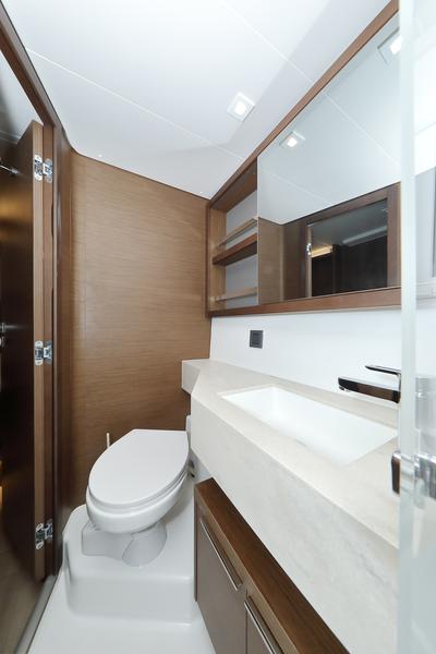 Book yachts online - catamaran - Lagoon 46 - WHY NOT - rent