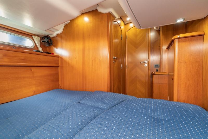 Book yachts online - sailboat - Sun Odyssey 54DS - Vanilla - rent