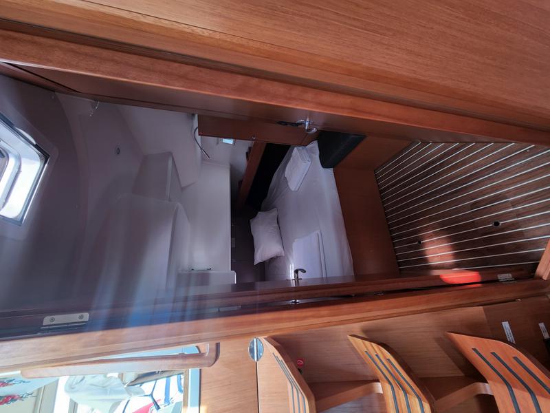 Book yachts online - sailboat - Bavaria Cruiser 46 - Sail Betelgeuse - rent