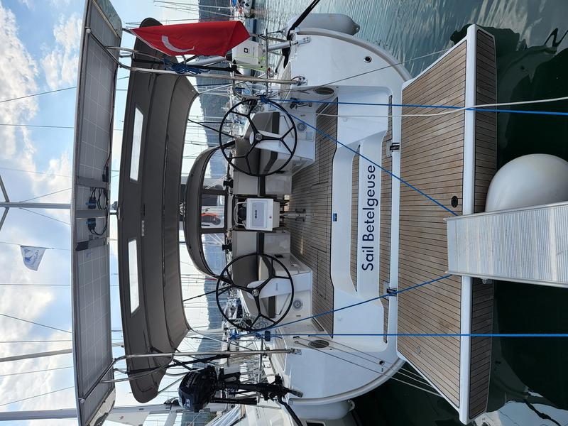 Book yachts online - sailboat - Bavaria Cruiser 46 - Sail Betelgeuse - rent