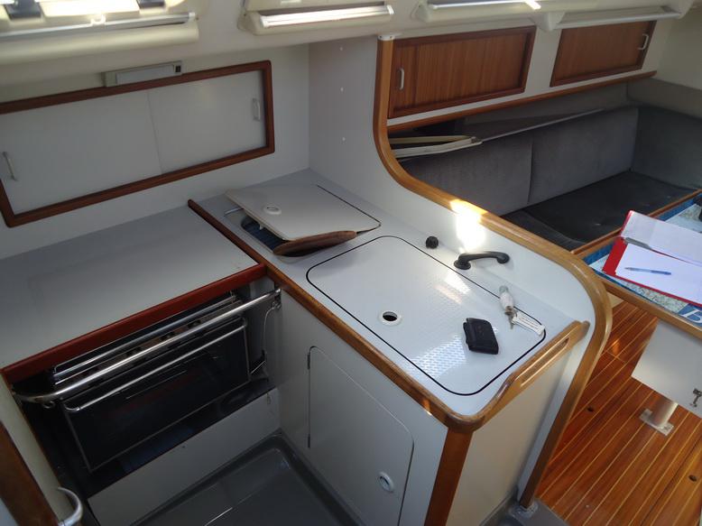 Book yachts online - sailboat - Dehler 34 - B&amp;B - rent