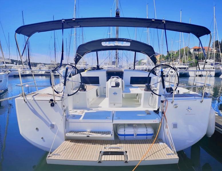 Book yachts online - sailboat - Sun Odyssey 490 - PERSIK - rent
