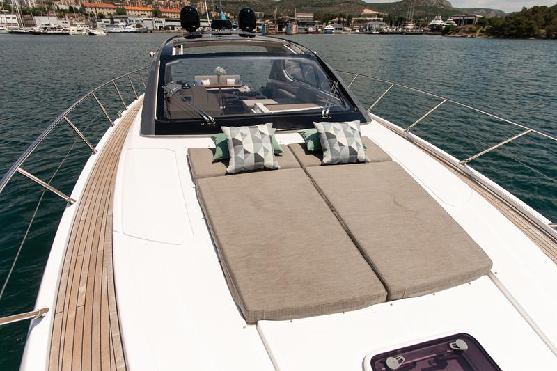 Book yachts online - motorboat - Azimut Atlantis 50 HT - Fellow III - rent