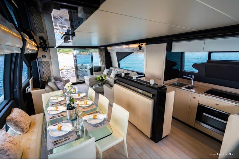 Book yachts online - motorboat - Azimut 72 Fly - Mineira - rent