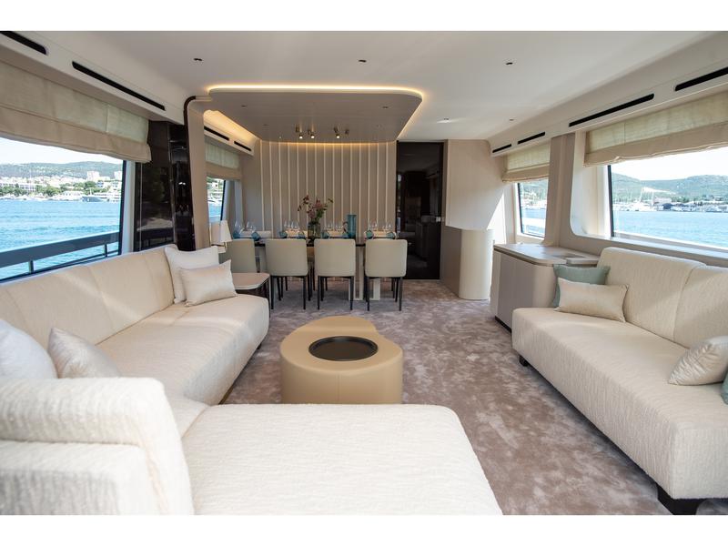 Book yachts online - motorboat - Azimut 78 Fly - PREWI - rent