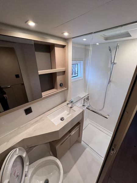 Book yachts online - catamaran - LAGOON 460 / 4 CABINS - BLUE REGENERATION - 6a VA-2-11-22 - rent