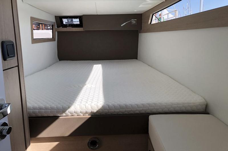 Book yachts online - catamaran - AVENTURA 34 - AVENTURA 34 - rent