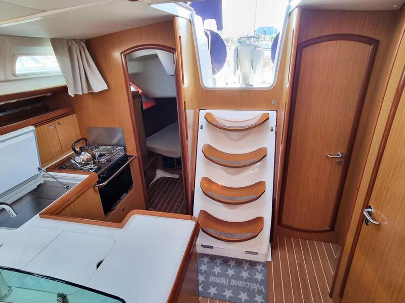 Book yachts online - sailboat - Sun Odyssey 42 i - Sea Nest - rent