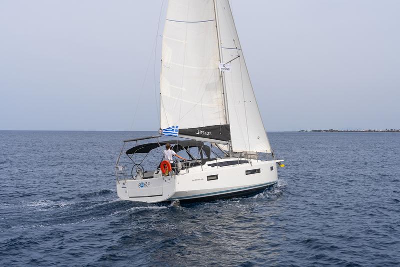 Book yachts online - sailboat - Sun Odyssey 410 - GEVA X - rent