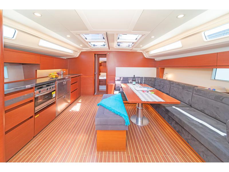 Book yachts online - sailboat - Hanse 508 - BIG BLUE - rent