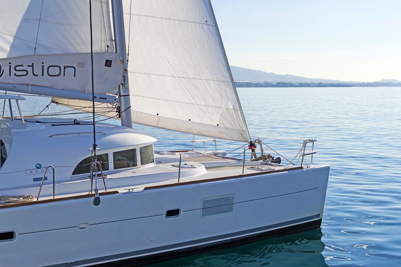 Book yachts online - catamaran - Lagoon 380 S2 - Cataki - rent