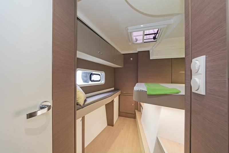 Book yachts online - catamaran - Bali Catspace - MEDITEO - rent