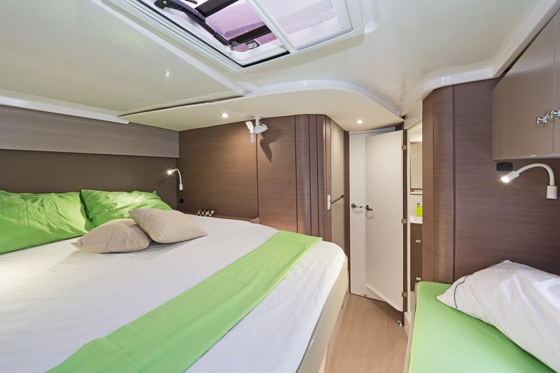 Book yachts online - catamaran - Bali Catspace - MEDITEO - rent