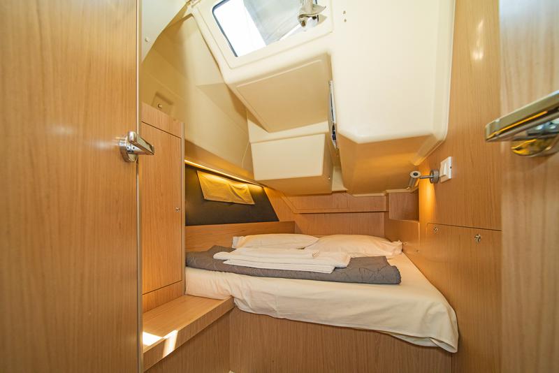 Book yachts online - sailboat - Oceanis 41.1 - LUX - rent