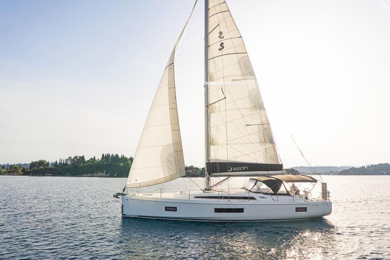 Book yachts online - sailboat - Oceanis 51.1 (5+1 cab) A/C &amp; GEN - CARPE DIEM - rent