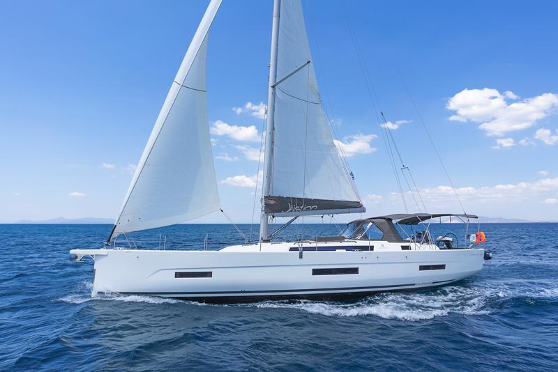 Book yachts online - sailboat - Dufour 530 AC &amp; GEN &amp; WM - DIMPA - rent