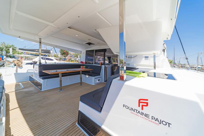 Book yachts online - catamaran - Isla 40 - AIFOS - rent