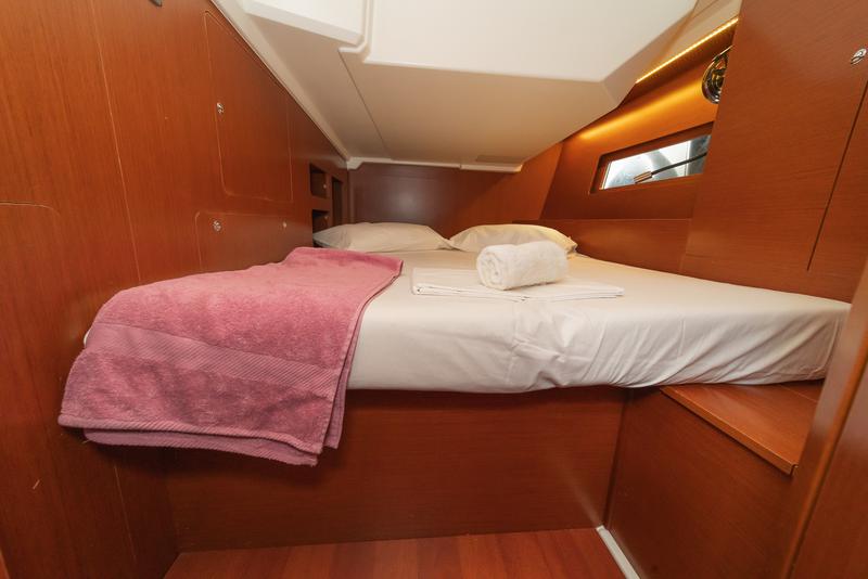Book yachts online - sailboat - Oceanis 46.1 - ALMYRA - rent