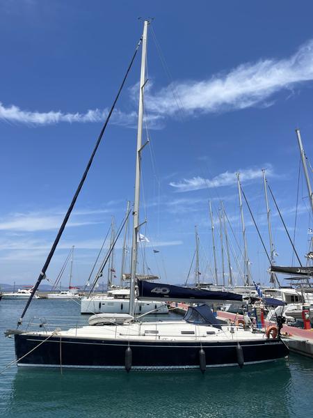 Book yachts online - sailboat - Salona 40 - Vira - rent