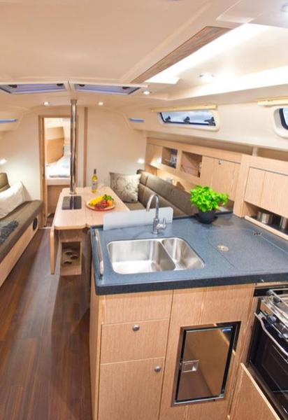 Book yachts online - sailboat - Hanse 345 - Seta - rent