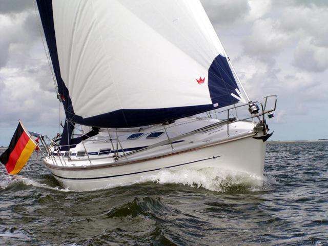 Book yachts online - sailboat - Bavaria 41 - THIRTEEN - rent