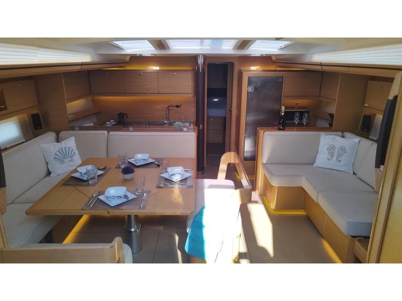 Book yachts online - sailboat - Dufour 56 Exclusive 2019 - Nakupenda - rent