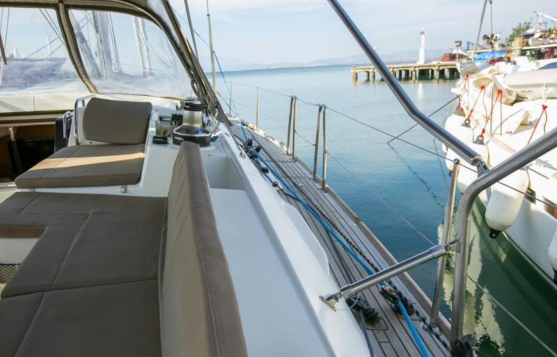 Book yachts online - sailboat - Jeanneau 57 - Messenger - rent