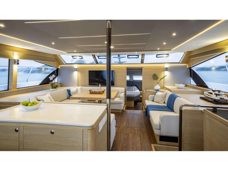 Book yachts online - powercatamaran - Aquila 54 - Explorion - rent