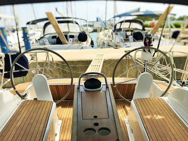 Book yachts online - sailboat - Bavaria Cruiser 34 - Kosjenka - rent