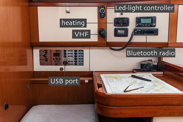 Book yachts online - sailboat - Oceanis 40 - FELIX - Refit 2018 - rent