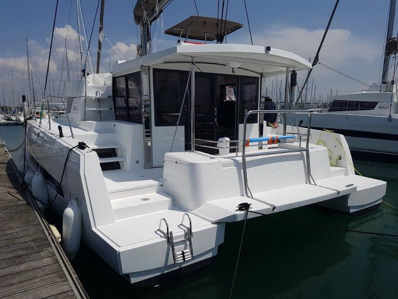 Book yachts online - catamaran - Bali 4.1 - Ocean Dream - rent