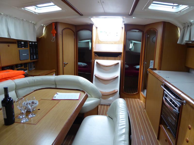 Book yachts online - sailboat - Sun Odyssey 45 - Arion - rent