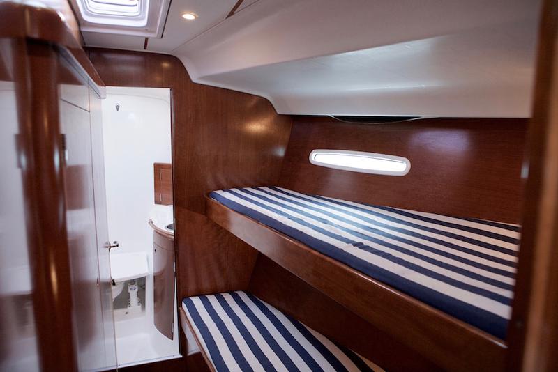Book yachts online - sailboat - Beneteau First 47.7 - Mosca - rent